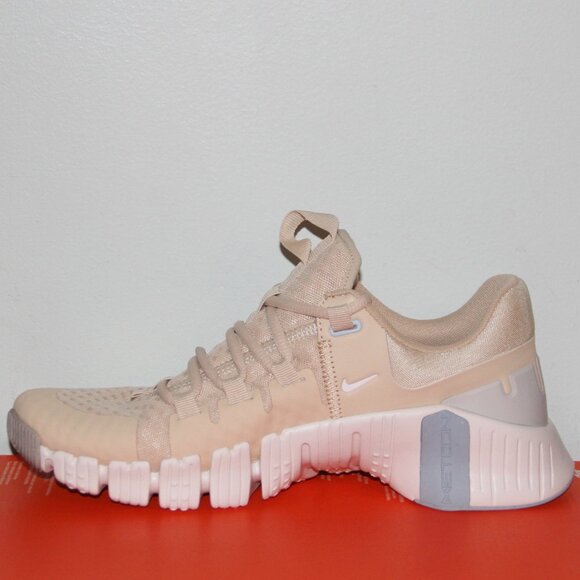 Nike Free Metcon 5 Training Shoes Womens 9.5 Sanddrift Phantom - Picture 3 of 7